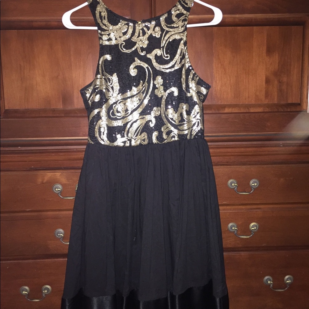 black and gold sequin shirt prom dress